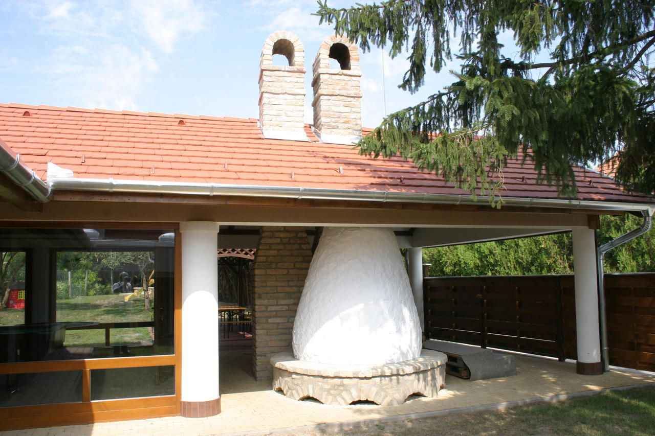 Pincelakat Borhaz Es Szalloda Csaszartoltes Exterior photo
