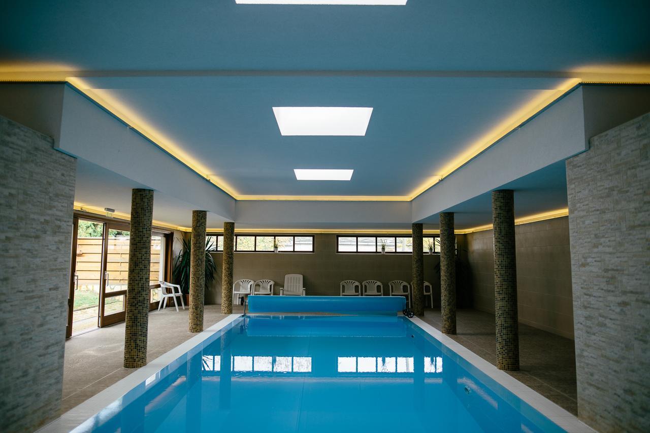 Pincelakat Borhaz Es Szalloda Csaszartoltes Exterior photo